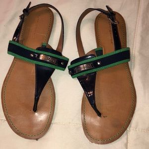 🔥Tommy Hilfiger sandals size 10